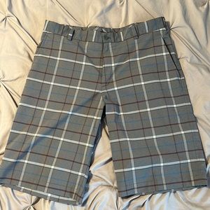 Mens Nike Golf Shorts size 34.